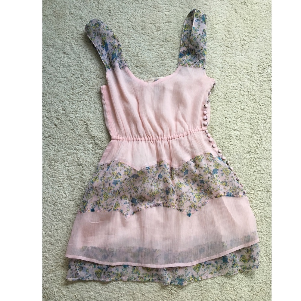 ❌SOLD❌ O’Neil Floral Dress